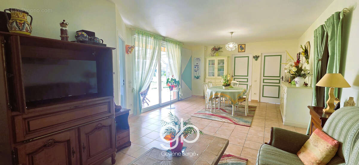 Maison à SAINT-GILLES