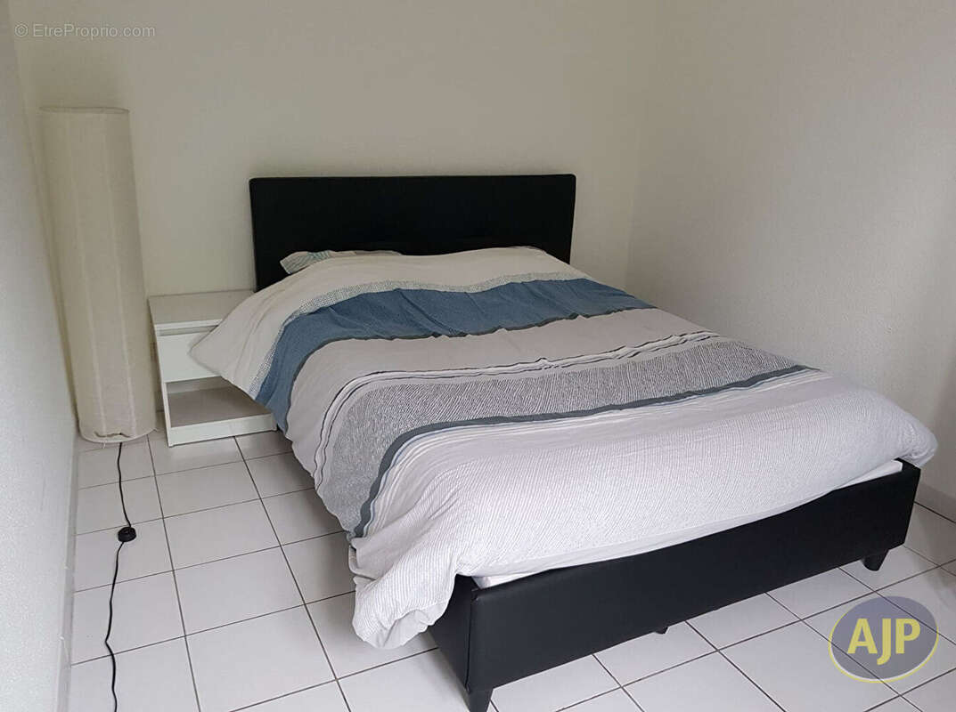 Appartement à SEGRE