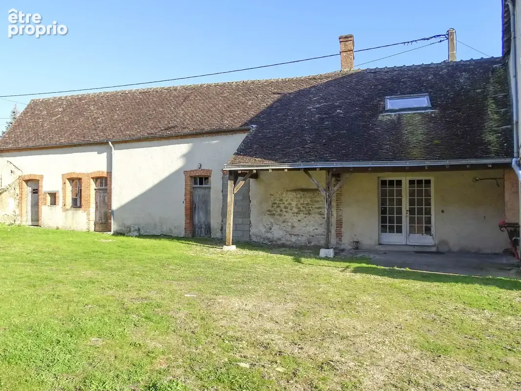 En vente à Châtres-Sur-Cher (41) : maison de caractère 10 pièces à rénover - photo 6