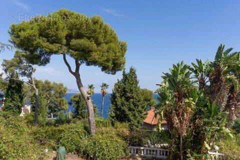 Maison à ROQUEBRUNE-CAP-MARTIN