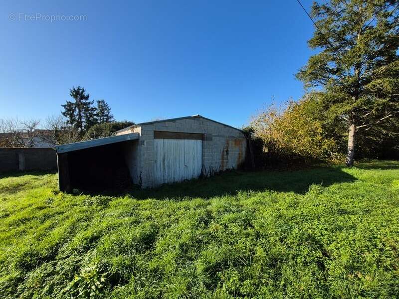 Maison à SAINT-SAVINIEN