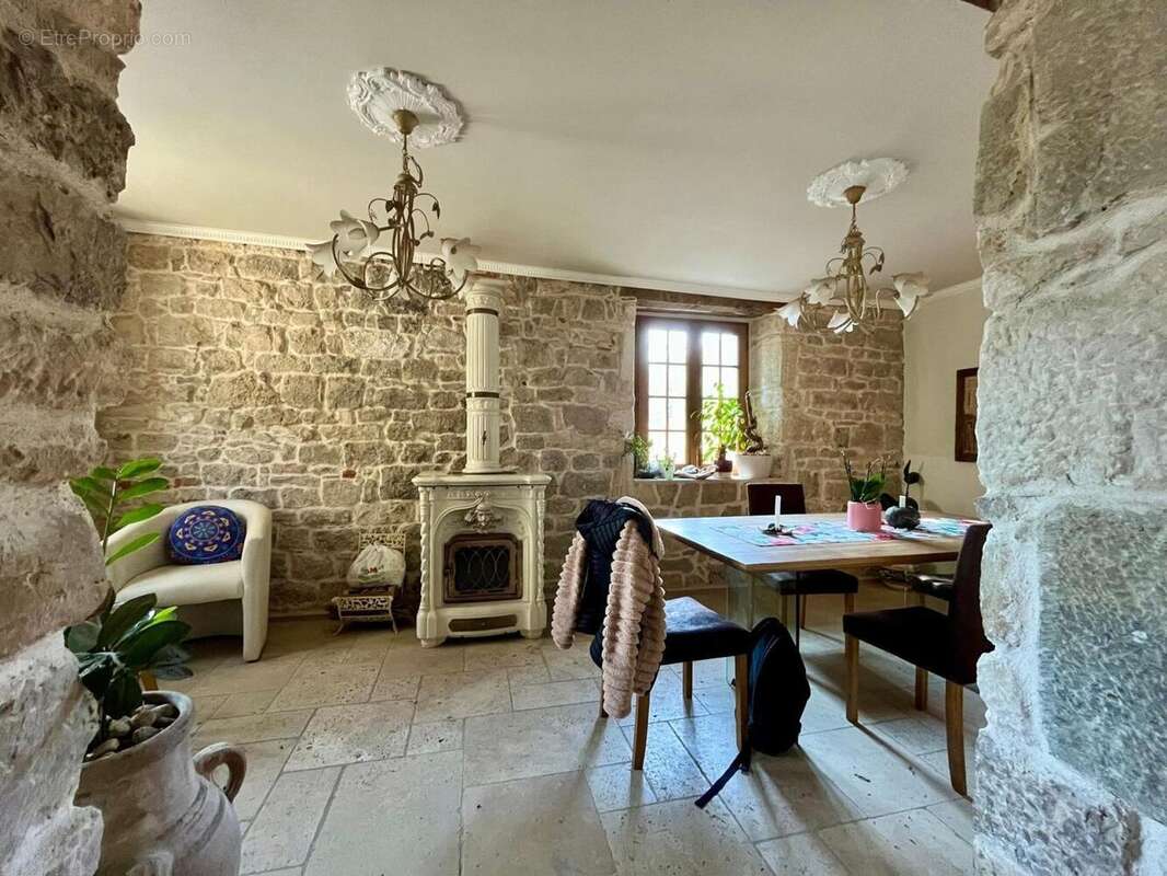 Photo 6 - Maison à PORT-LESNEY
