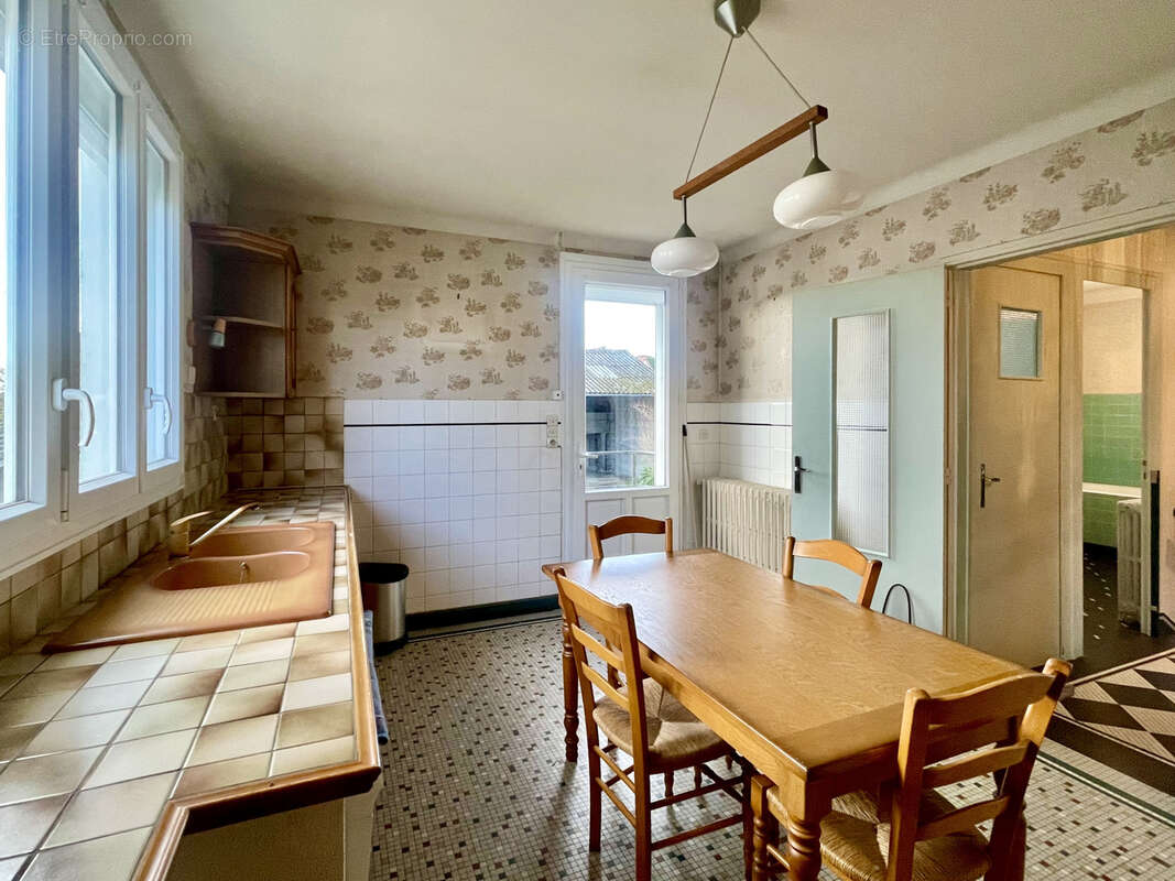 Maison à BOUGUENAIS