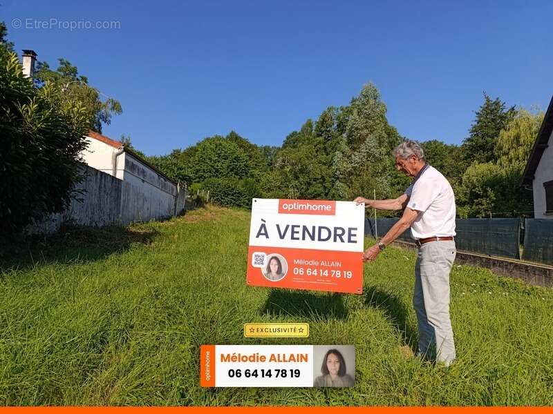 Terrain 790 m2 saint priest bramefant - photo 2