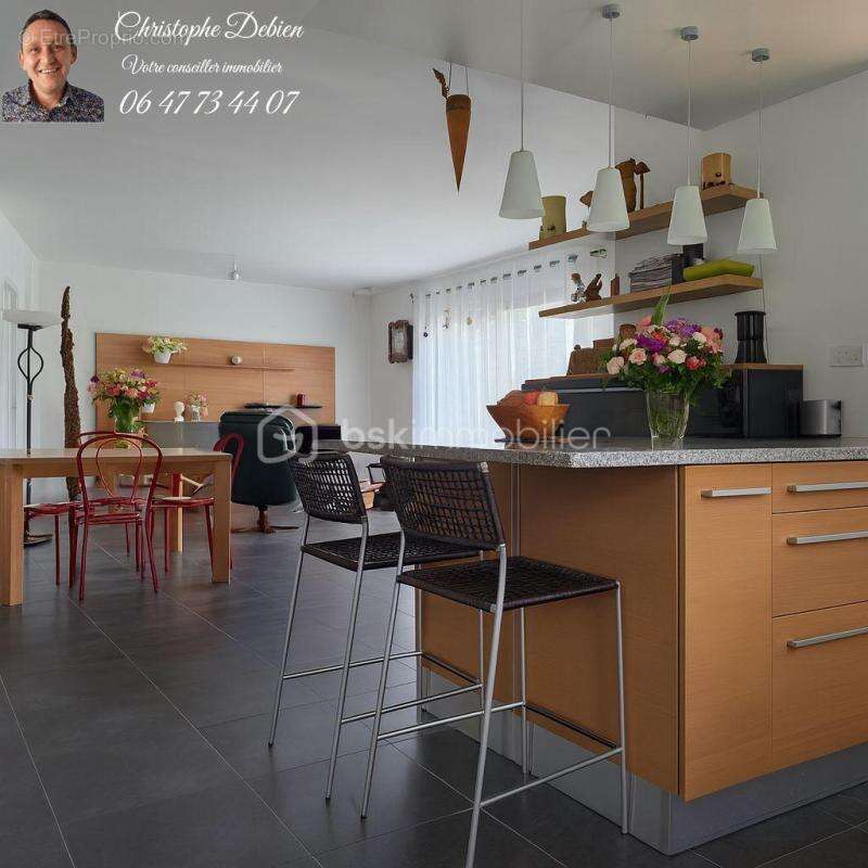 Maison à LES BROUZILS