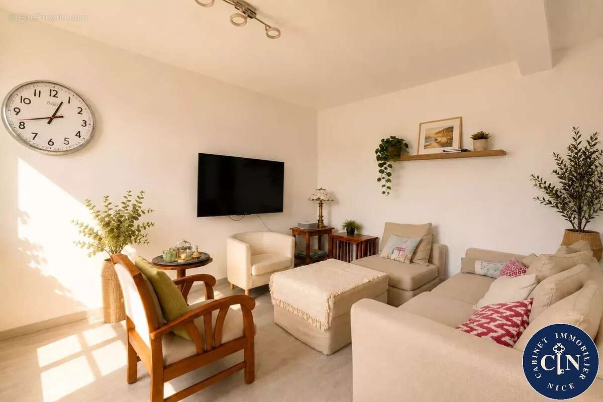 Appartement 90 m² à Nice  - photo 3