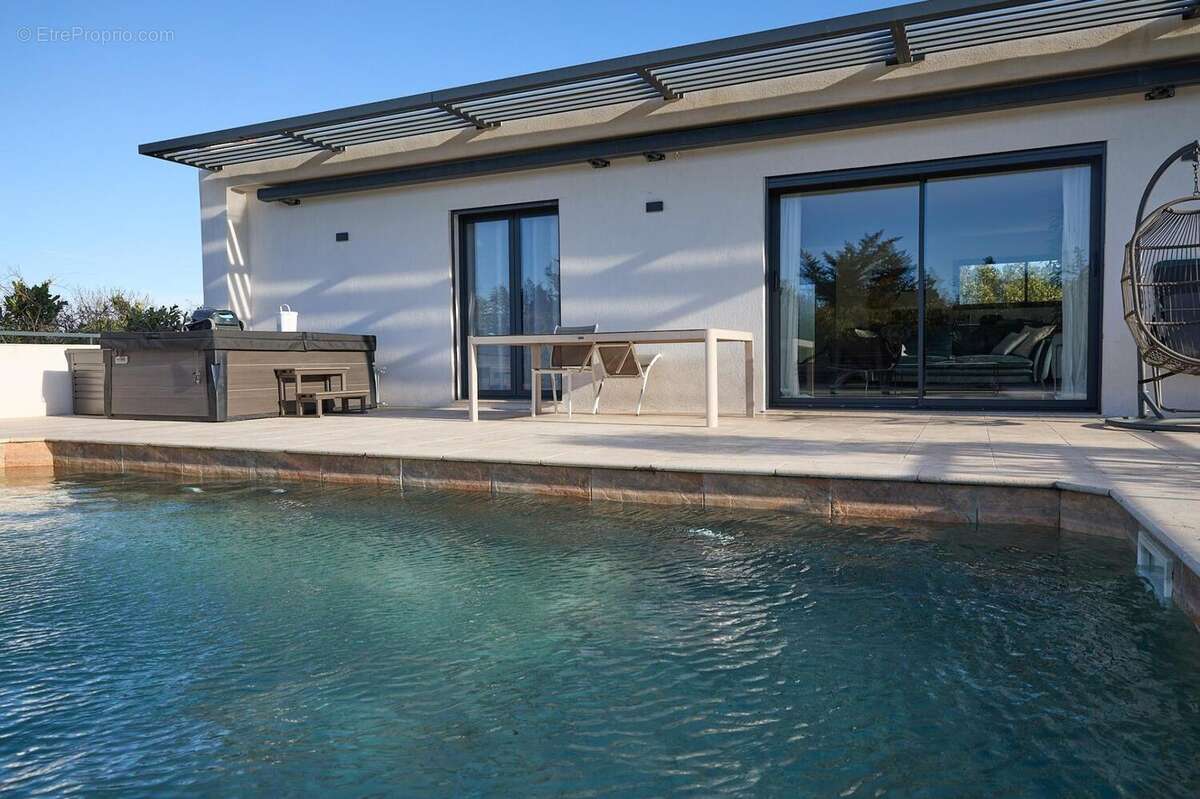 Photo 7 - Maison à FREJUS