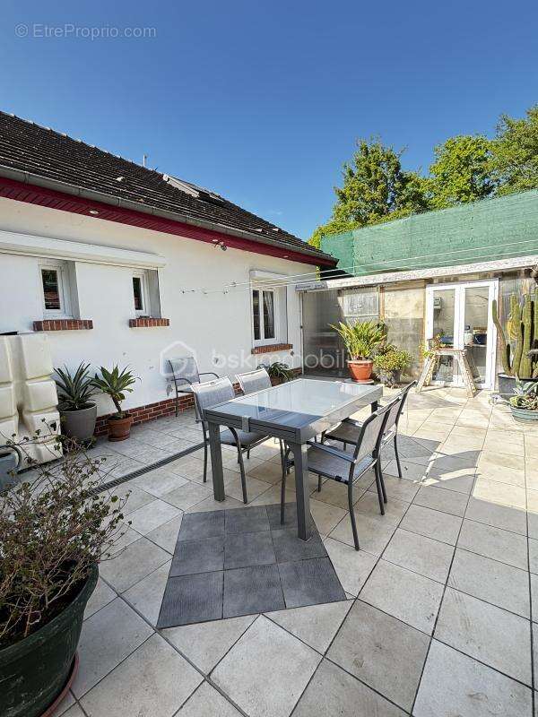 Maison à BEAUVAIS
