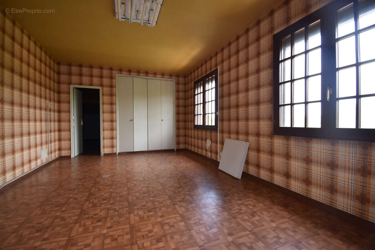 AUTERIVE (31190) Maison de ville 7 pièces 280 m2 - photo 10