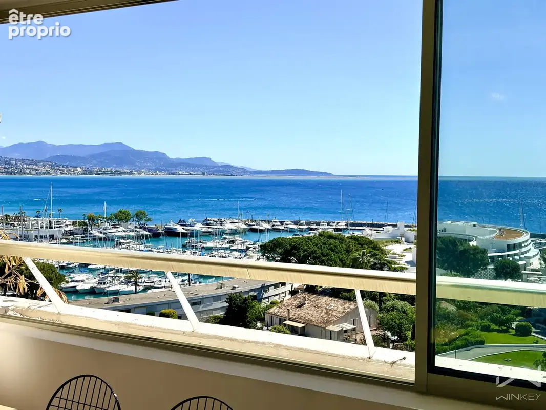 T2 au 8ème étage   Marina Baie des Anges - photo 4