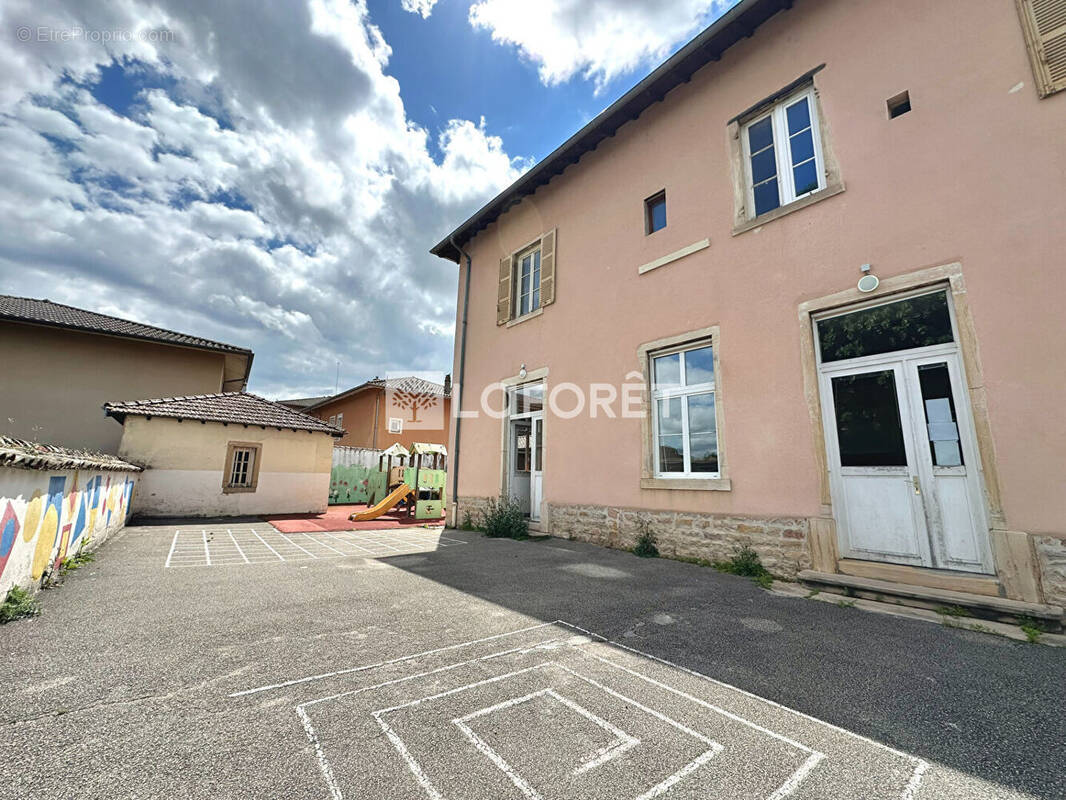 Appartement à SAINT-TRIVIER-SUR-MOIGNANS