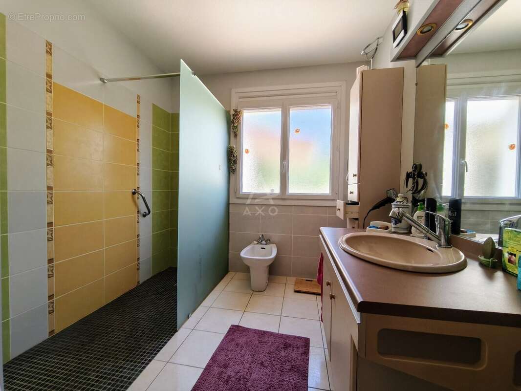 Maison à SAINT-QUENTIN-EN-MAUGES