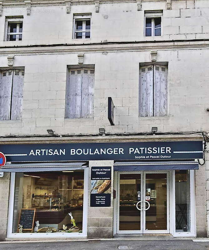 Commerce à COUTRAS