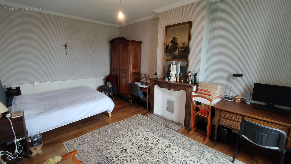 Maison à CEAUX-EN-COUHE
