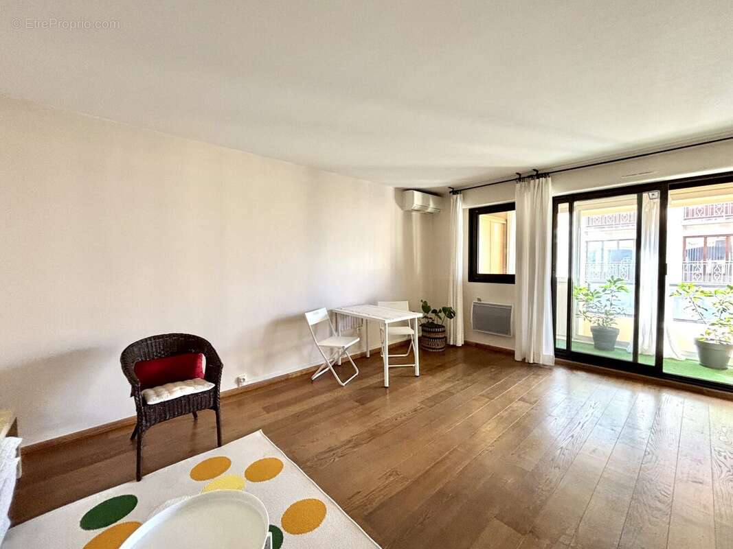 Appartement à AIX-EN-PROVENCE