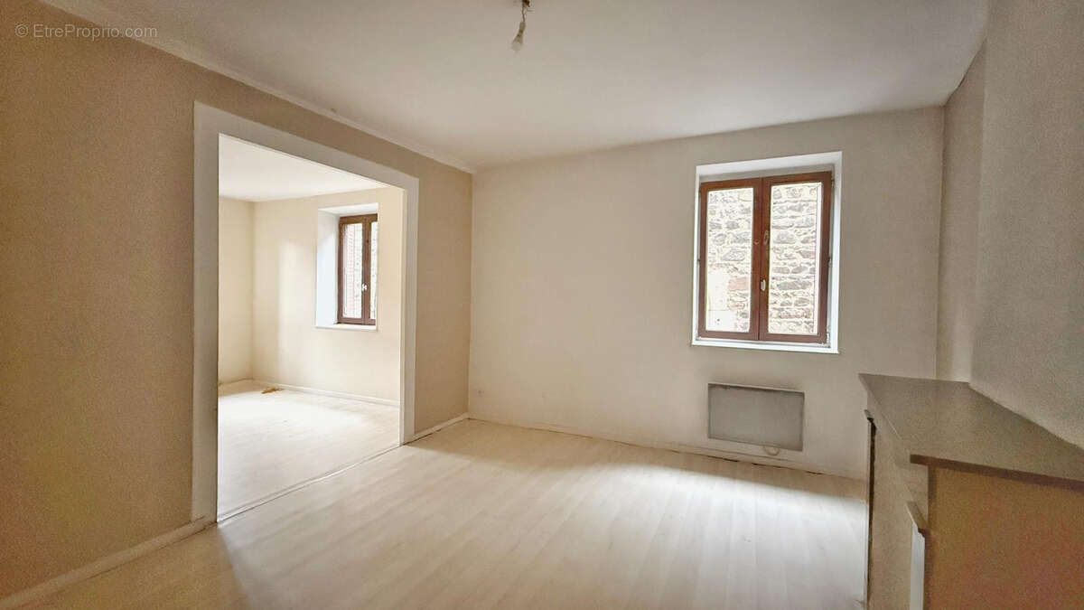 Appartement à BRINDAS