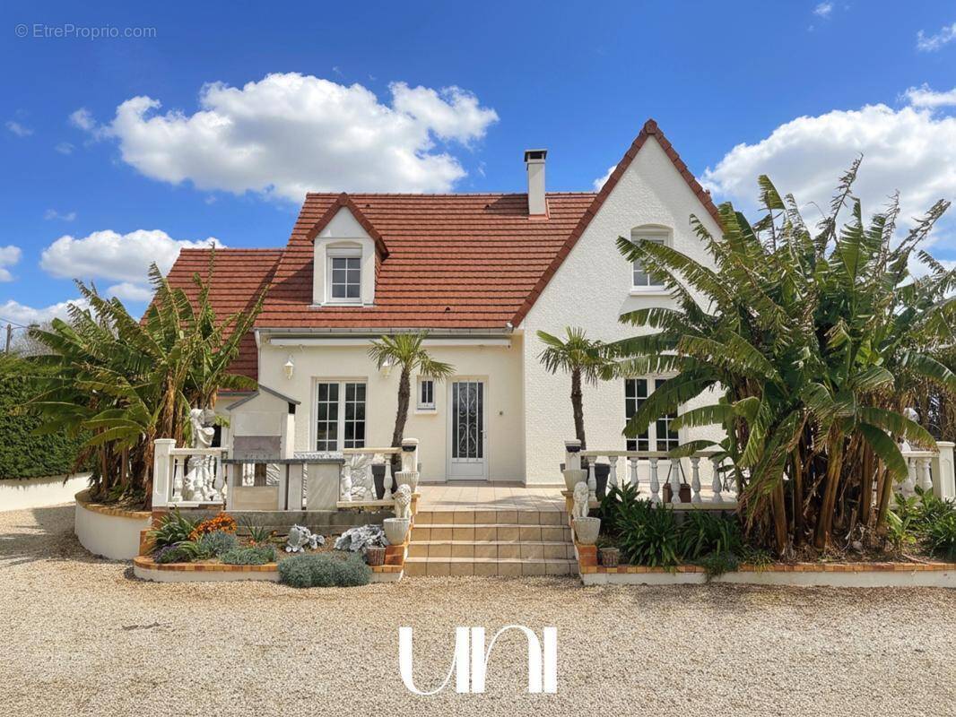 Maison à HOTTOT-LES-BAGUES