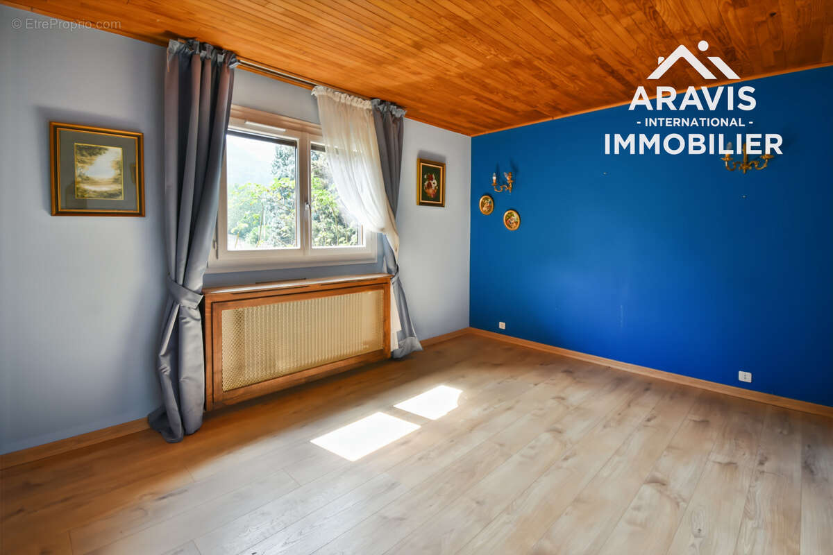 Chalet de caractère sur les hauteurs de Faverges - photo 8