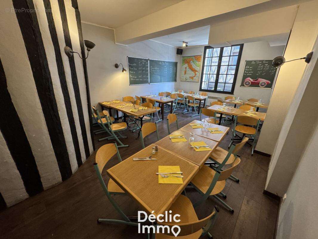 Commerce 129 m² à Tours  - photo 3