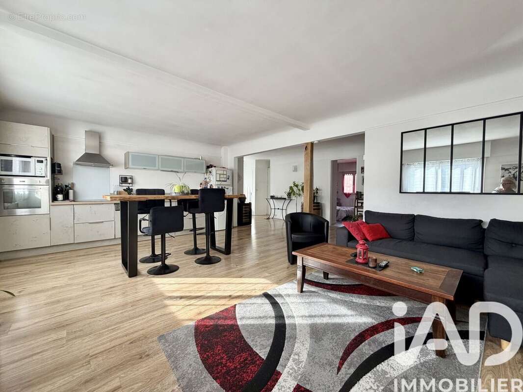 Photo 2 - Appartement à VILLEBON-SUR-YVETTE