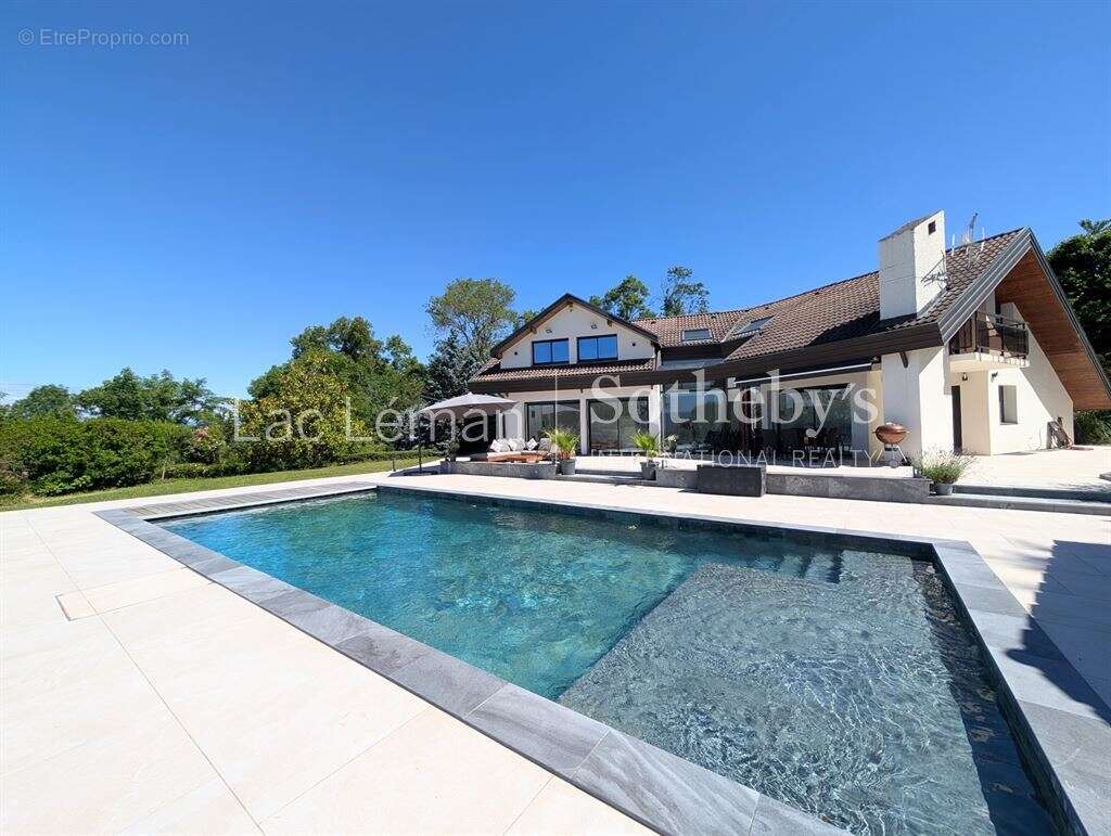 Maison à CRANVES-SALES