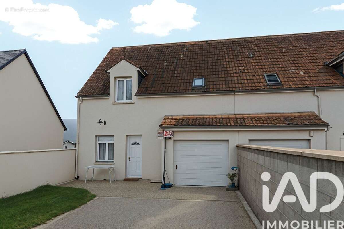 Photo 2 - Maison à SUEVRES