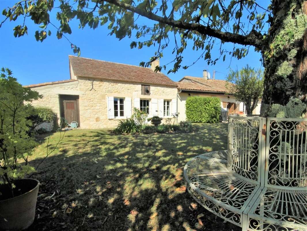 Maison à EYMET