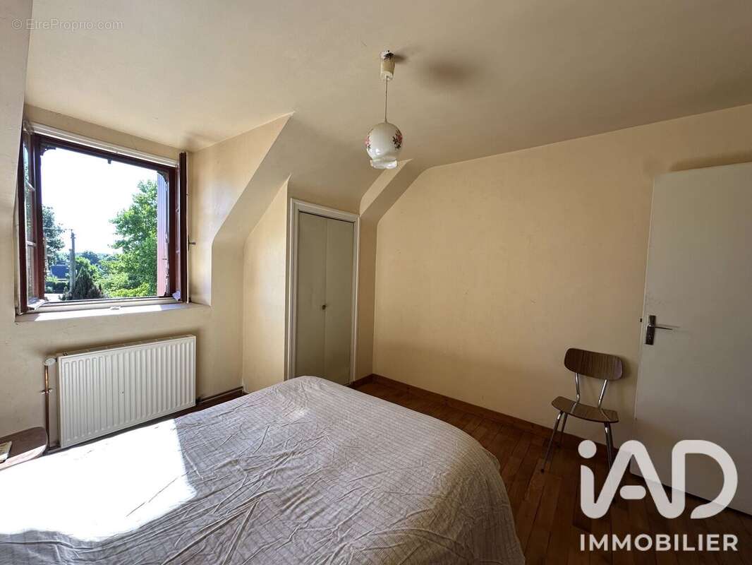 Maison 117 m² à Taupont  - photo 8