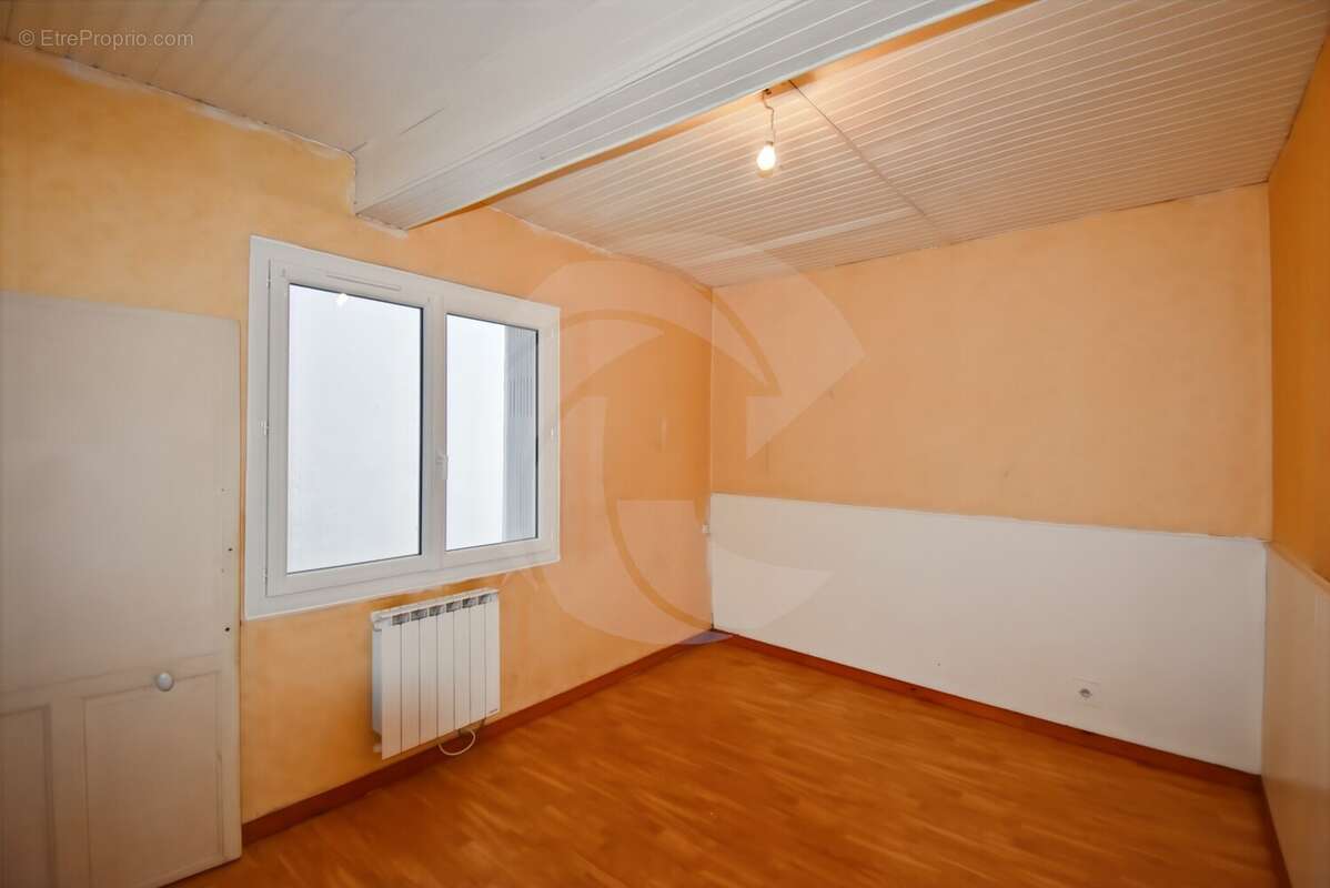 Appartement à NEGREPELISSE