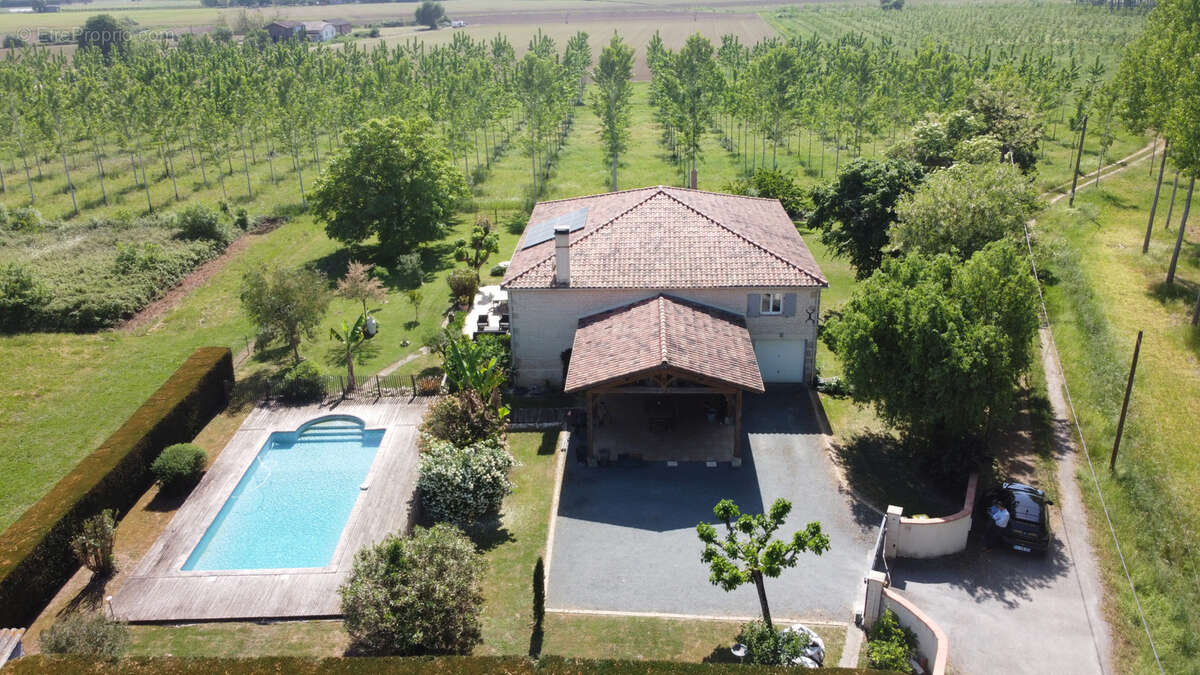 Maison à SAINT-PARDOUX-DU-BREUIL