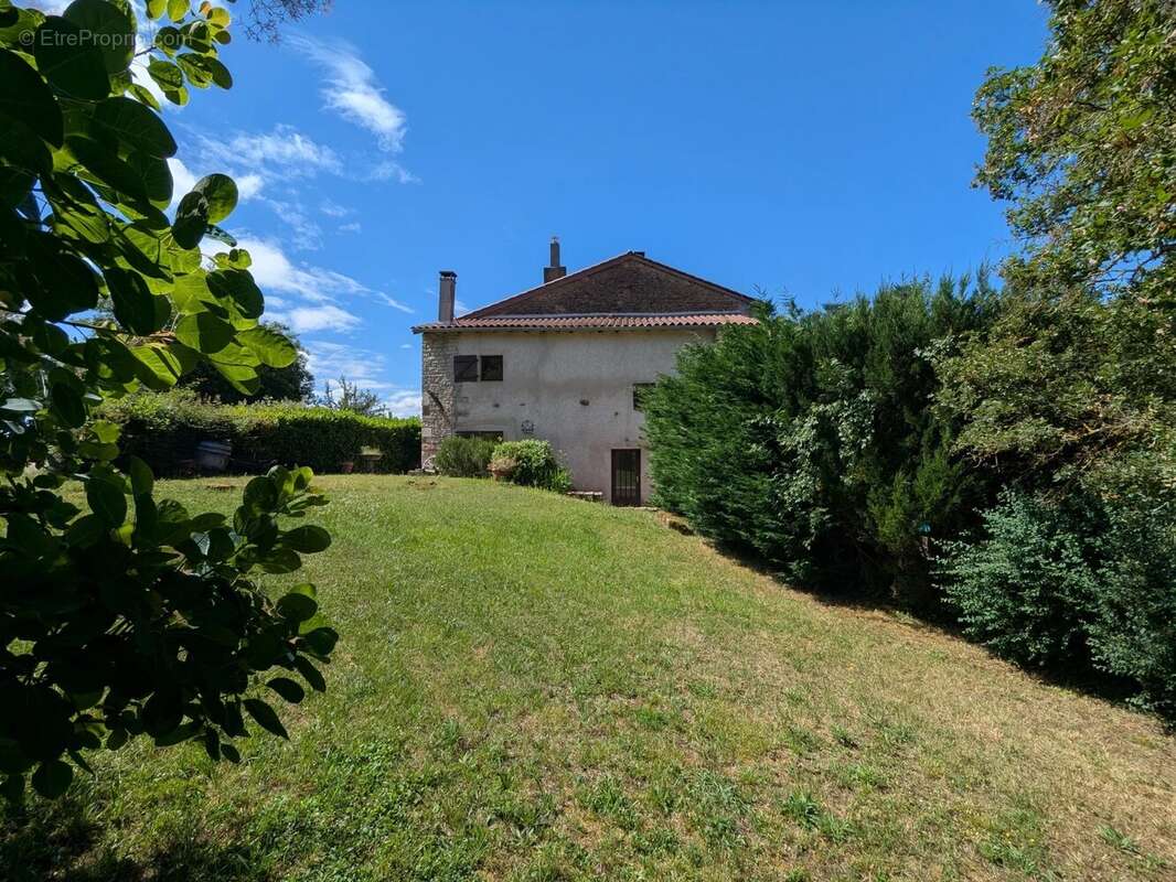Maison 66 m² à Ige  - photo 20