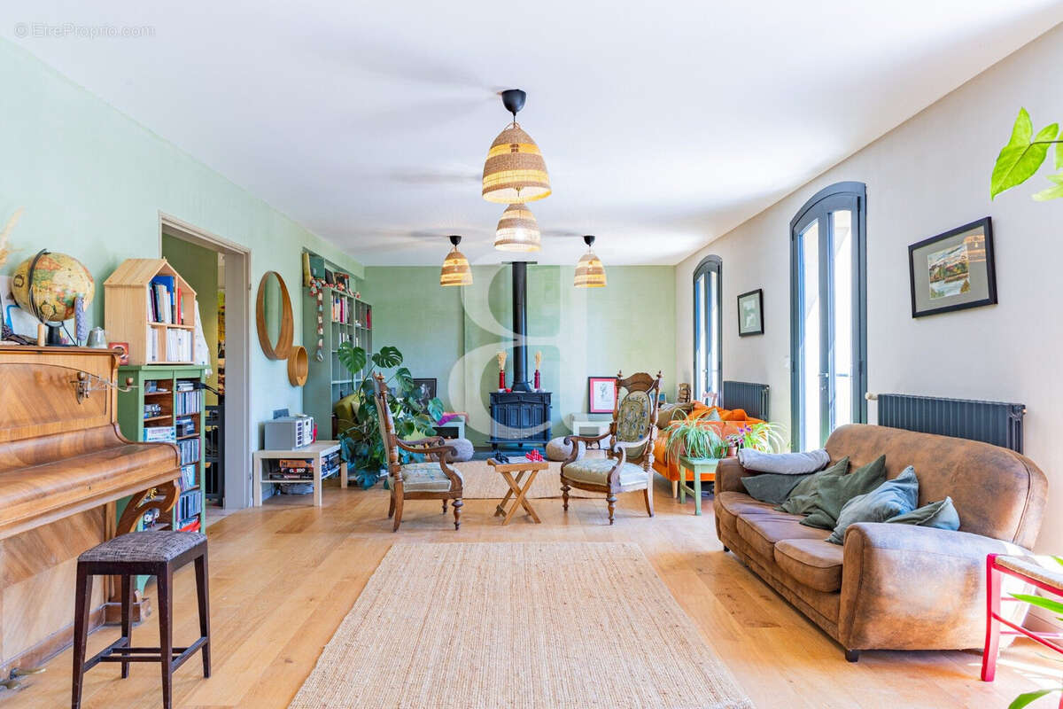 Maison à VAISON-LA-ROMAINE