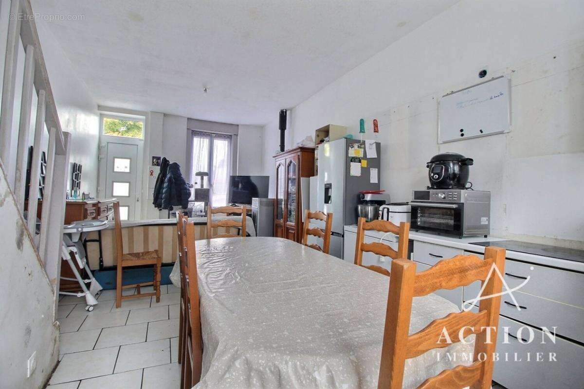 Maison - 3 chambres - exterieure - photo 2