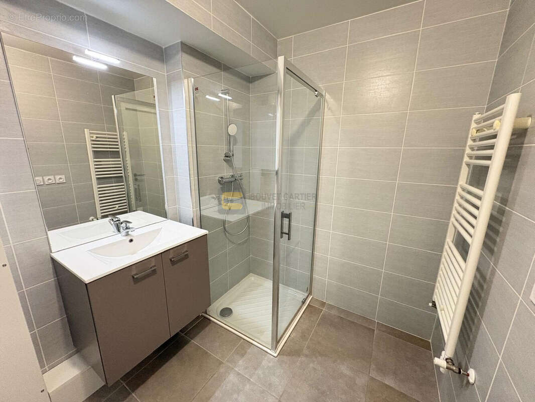 Appartement à VALLEIRY