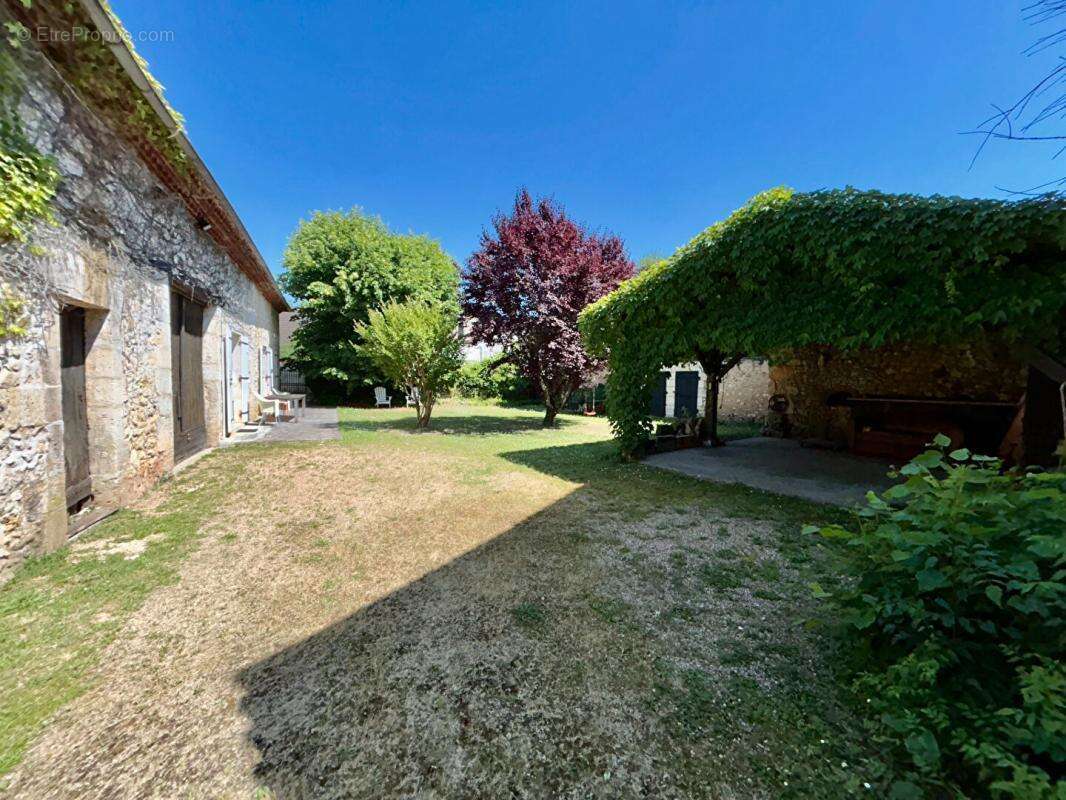 Maison à TRELISSAC