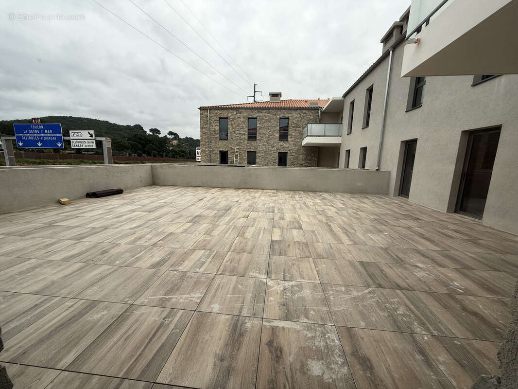 Commerce à SANARY-SUR-MER