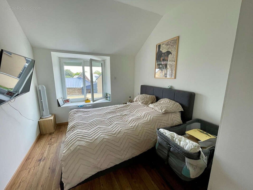 Maison à SAINT-GUINOUX