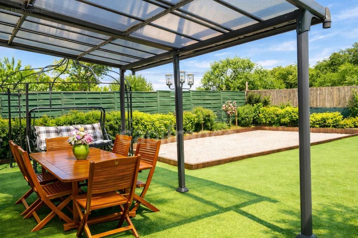  pirey – maison 135 m² + grands espaces de rangement + 3 studios loués – 990 €/mois – 350 000 € - photo 4