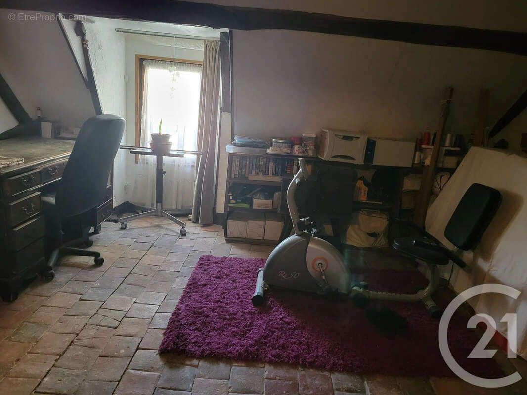 Maison à ETAIS-LA-SAUVIN