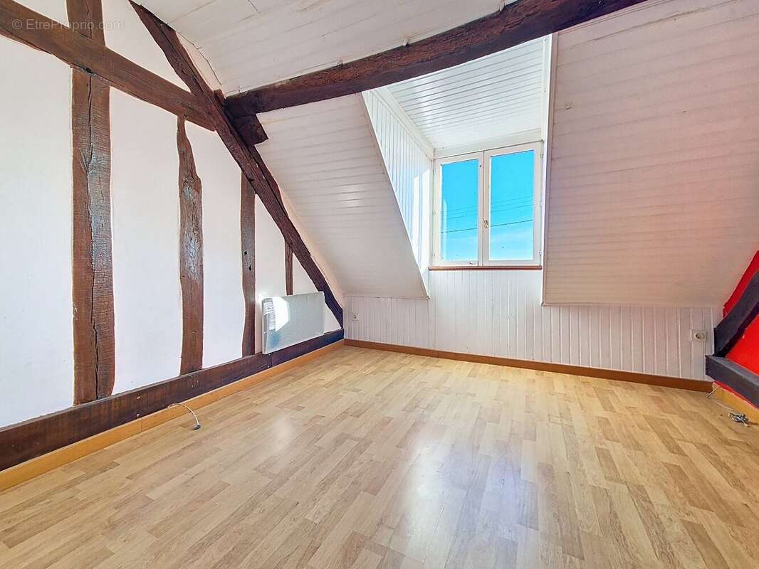 Maison à NOGENT-SUR-VERNISSON