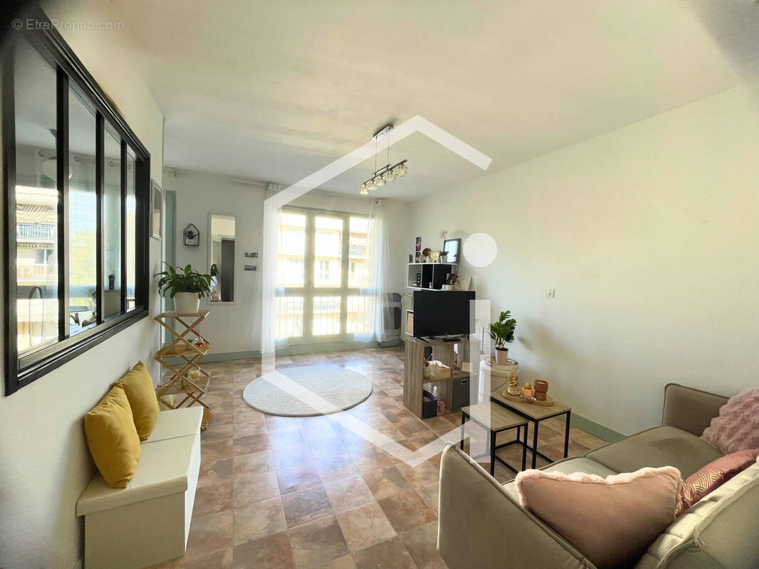 Appartement à COSNE-COURS-SUR-LOIRE