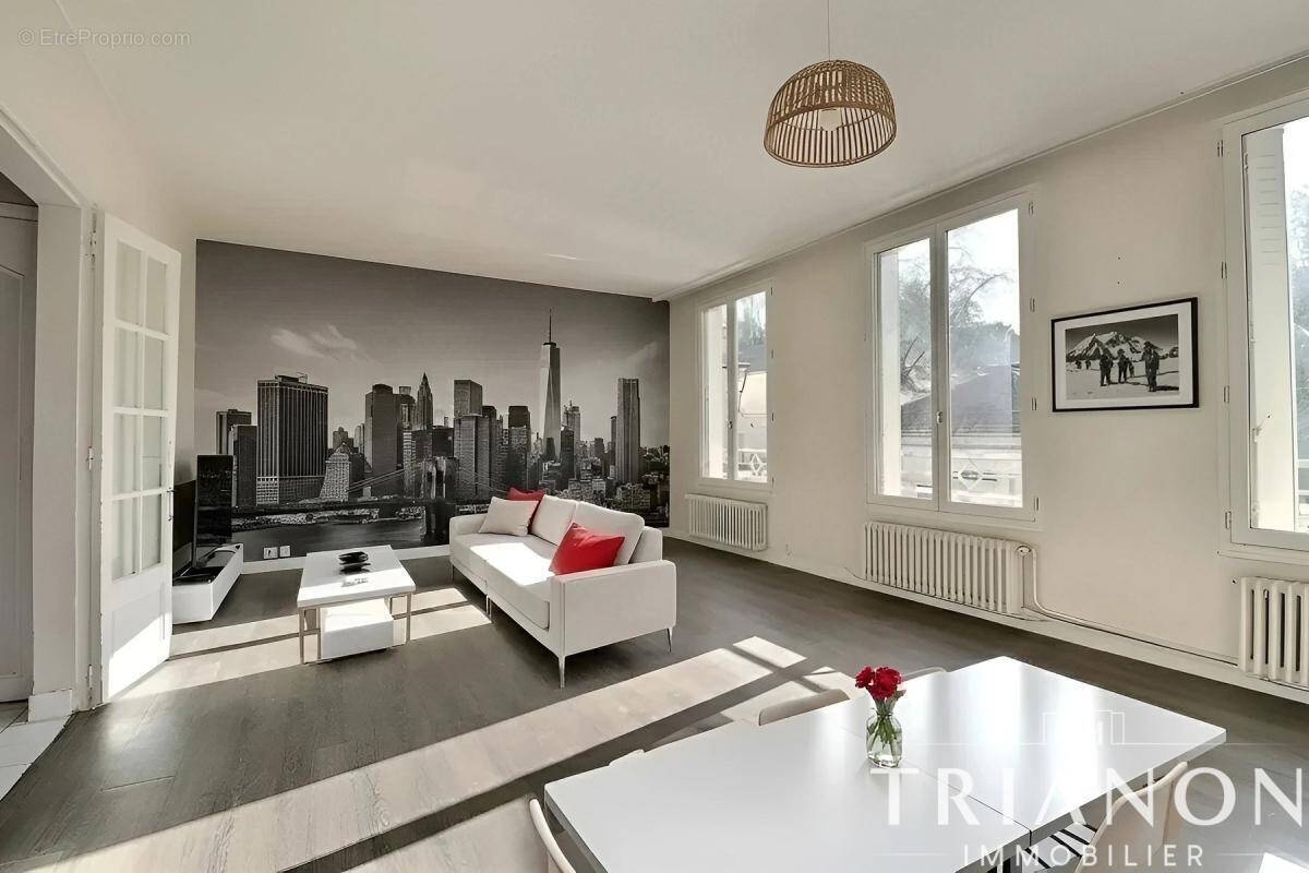 Appartement à L'ETANG-LA-VILLE