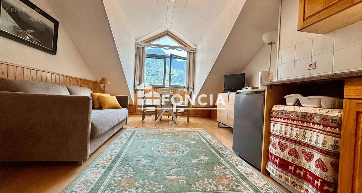 Appartement à LA SALLE-LES-ALPES