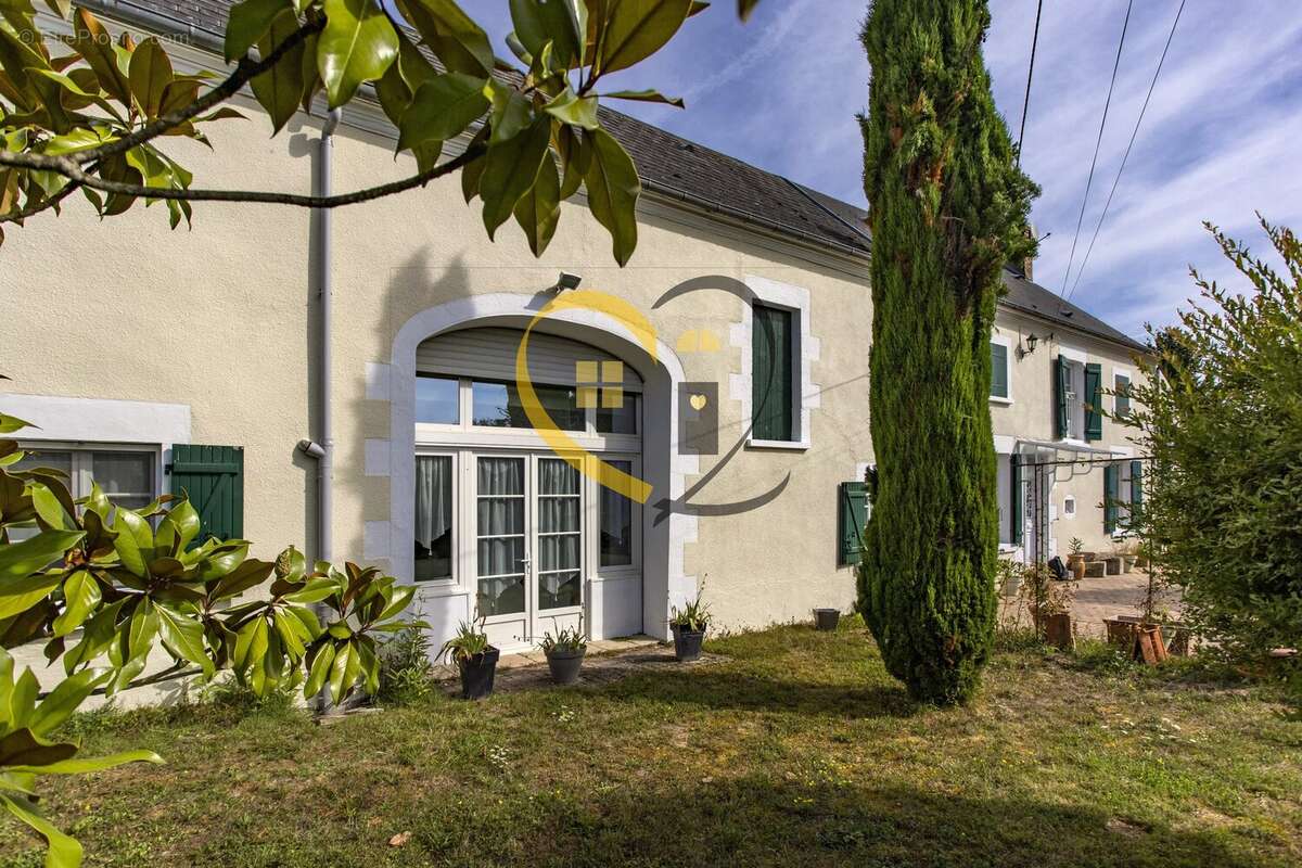 Maison à CREZANCY-EN-SANCERRE