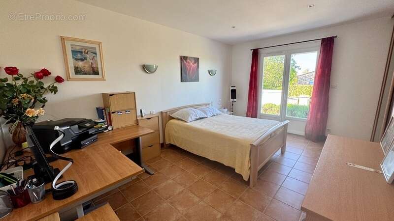 Maison à PORT-DES-BARQUES