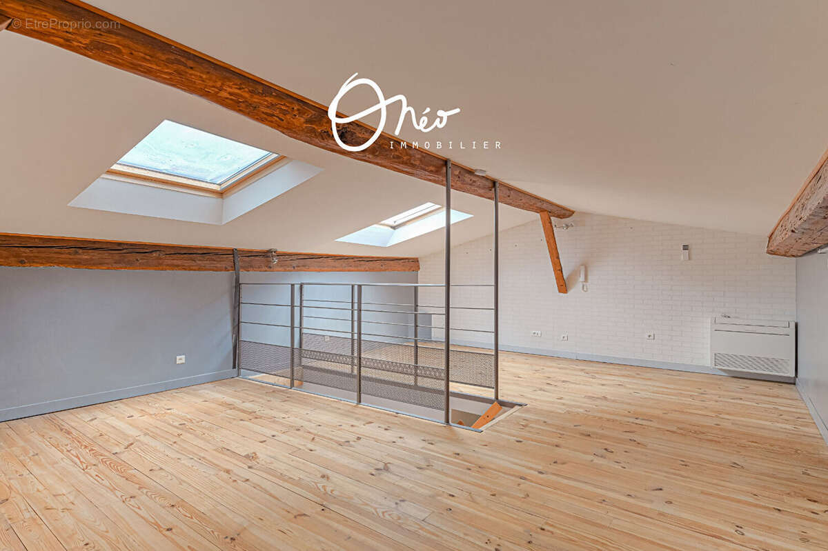 Maison à CHARLY