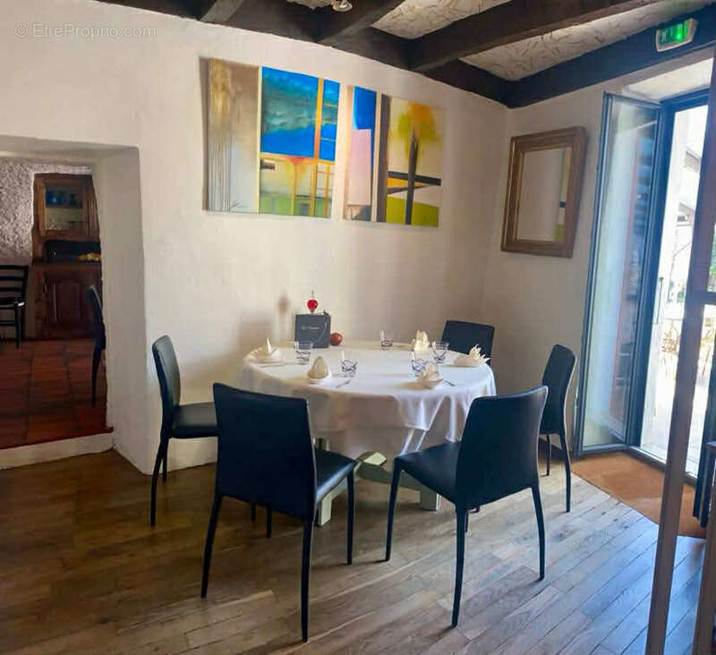 Appartement à VEYNES