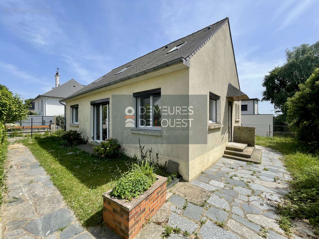Maison à LA MEZIERE
