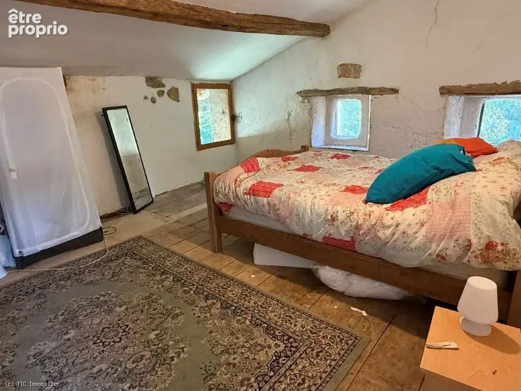 Ensemble de Deux Maisons Indépendantes Et Grange Sur 5017m² - photo 26