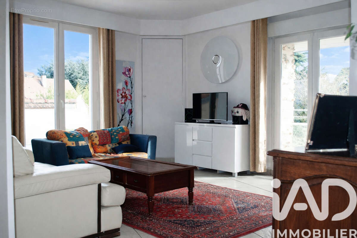 Photo 4 - Maison à ORGEVAL